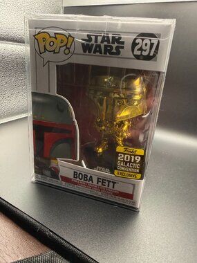 Funko Pop Star Wars Boba Fett #297 Gold 2019 Galactic Convention w/Pop Protector